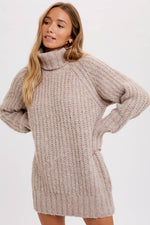 CHUNKY TURTLENECK TUNIC SWEATER: S/M / COCO