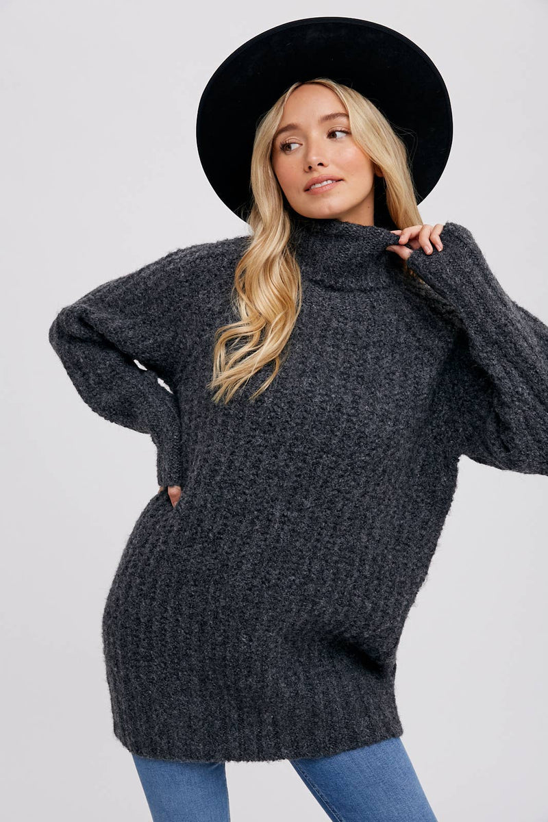 CHUNKY TURTLENECK TUNIC SWEATER: S/M / COCO