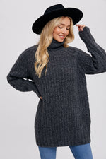 CHUNKY TURTLENECK TUNIC SWEATER: S/M / COCO