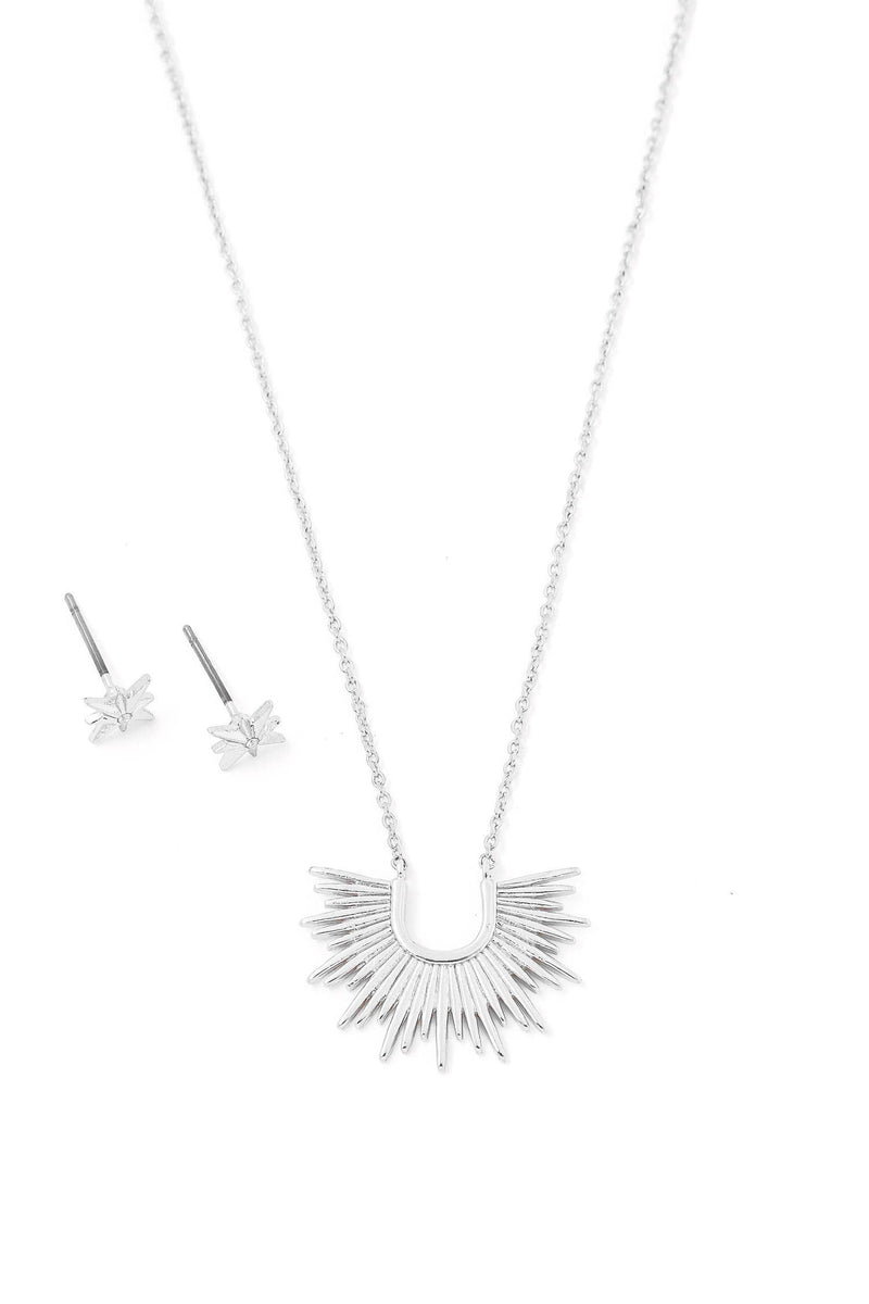 Semi Sunburst Pendant Necklace Set