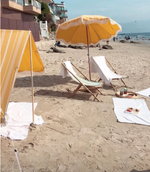 Premium Beach Umbrella - Vintage Yellow Stripe
