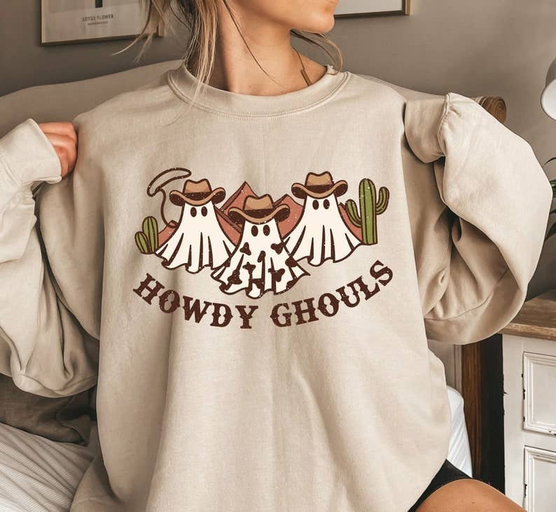 Longsleeve T-Shirt Fall Theme  Howdy Ghouls  Halloween