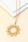 Circle Cutout Leaf Pendant Necklace